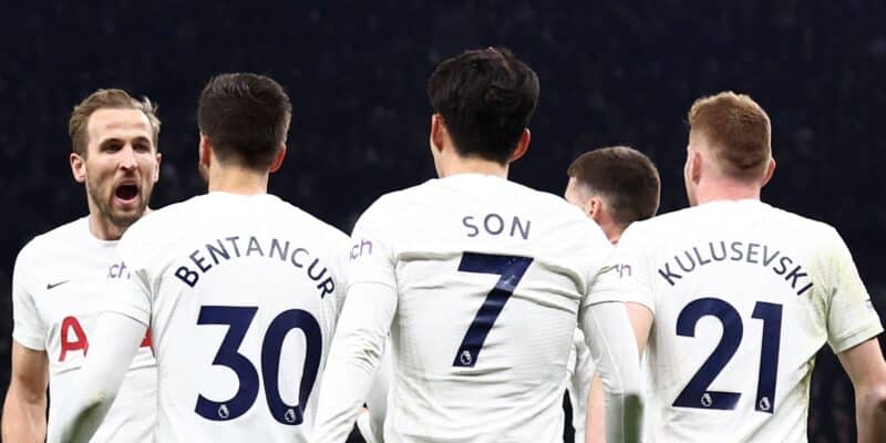 Tottenham là đội bóng nước nào? Tại sao họ được CĐV yêu mến?