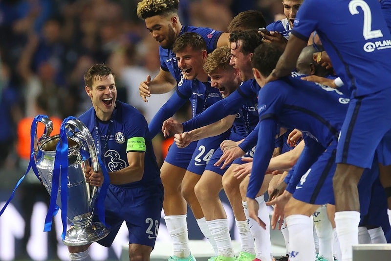 Azpilicueta giành hầu hết mọi danh hiệu cao quý tại Chelsea