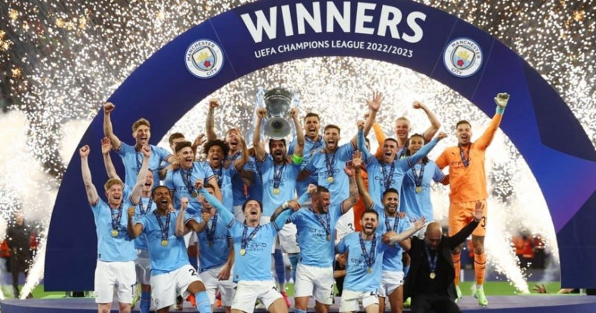 100 triệu bảng của Man City "cầu xin" đồng đội ở lại