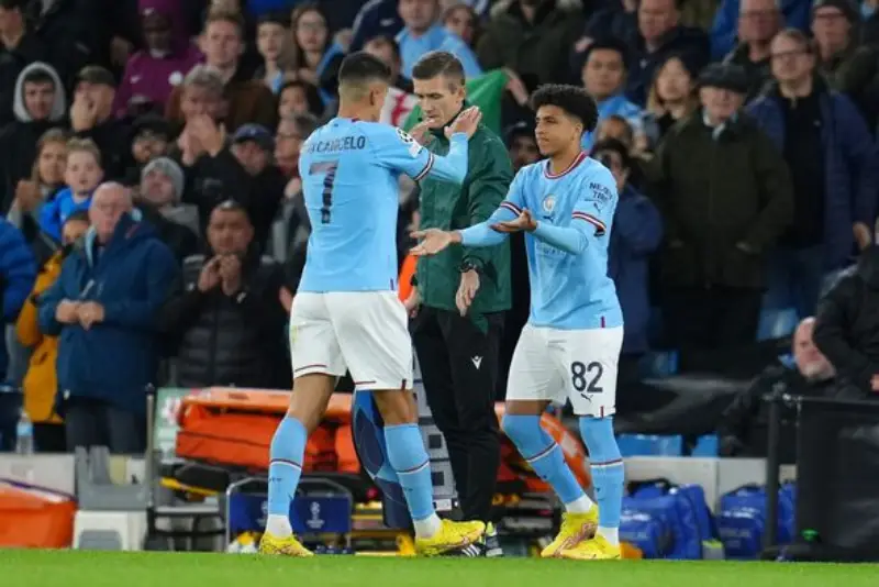 Joao Cancelo tố Pep Guardiola nói dối, mắng Man City vô ơn