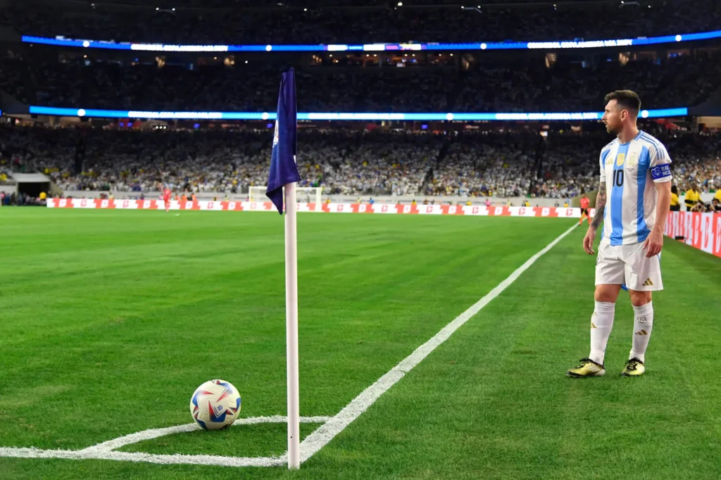 Soi kèo góc hiệp 1 Argentina vs Canada