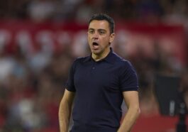 ly do xavi tu choi manchester united