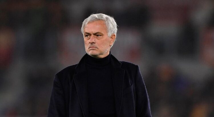 mourinho nham mua sao manchester united