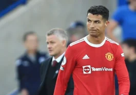 solskjaer thua nhan sai lam khi dua ronaldo ve m u 1