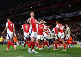 rio ferdinand chi ra ung vien sang gia nhat cho chuc vo dich c1 vuot ca arsenal 1