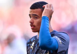 2 doi bong premier league nham toi cuu tien dao man utd mason greenwood 3