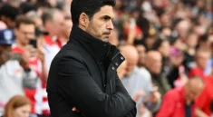 arsene wenger chi ra loi the cua arsenal truoc tran luot ve voi psg 2
