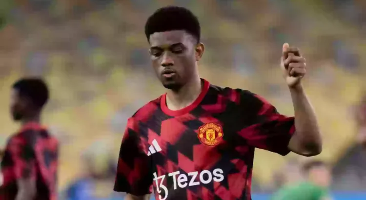 cdv man utd soc voi hanh dong cua amad o malaysia 2