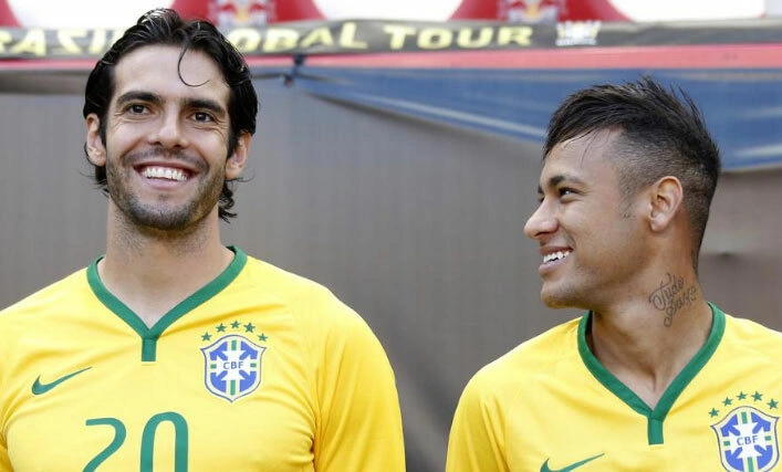 Kaka nêu cầu thủ xứng giành Quả bóng Vàng trong thời kỳ thống trị của Ronaldo và Messi 4 kaka neu cau thu xung gianh qua bong vang trong thoi ky thong tri cua ronaldo va messi 1
