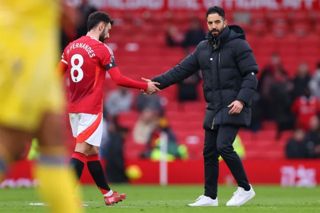Lập trường của MU khi Al-Hilal quan tâm Bruno Fernandes 4 lap truong cua mu khi al hilal quan tam bruno fernandes 1