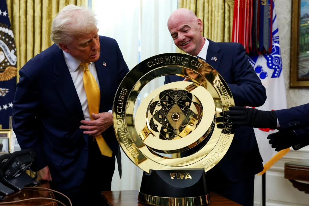 Các đội tuyển World Cup 2026 có bị ảnh hưởng sau lệnh cấm của Donald Trump? 4 cac doi tuyen world cup 2026 co bi anh huong sau lenh cam cua donald trump