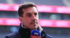 gary neville khang dinh toi chac chan 4 cau thu man utd phai ra di he nay 3