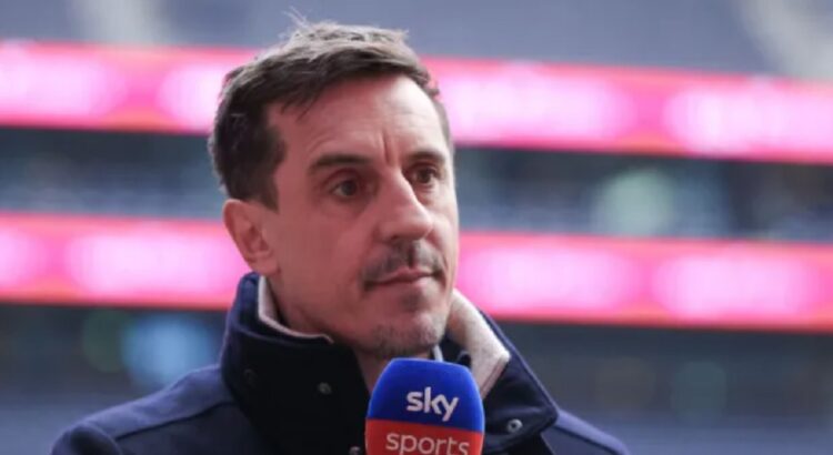 gary neville khang dinh toi chac chan 4 cau thu man utd phai ra di he nay 3