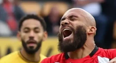 Brentford tiếp tục "cù nhây" Man United vụ Mbeumo