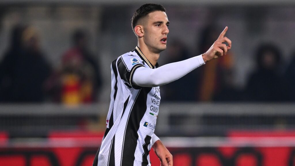 Napoli từ bỏ thương vụ Darwin Nunez