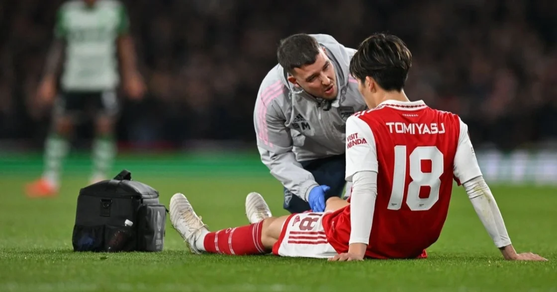 Takehiro Tomiyasu chia tay Arsenal vì chấn thương dai dẳng