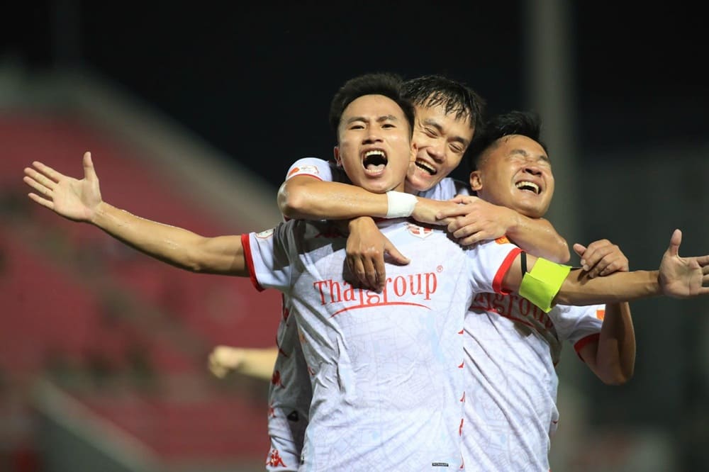 Hải Phòng Thắng Áp Đảo 2-0 Trước Sông Lam Nghệ An