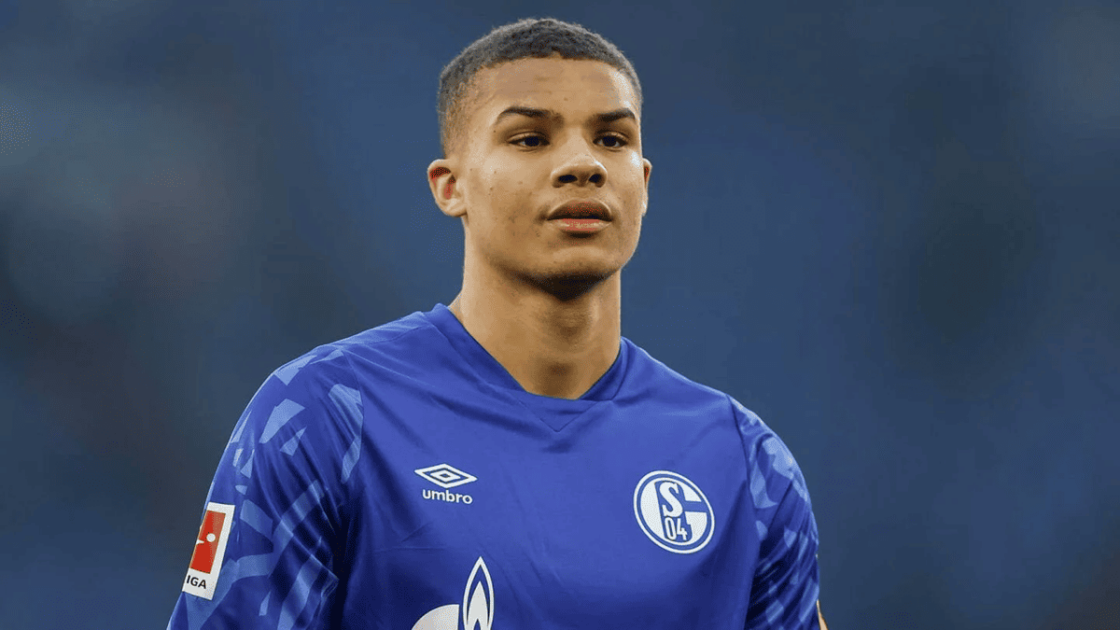 Newcastle United hoàn tất thương vụ Malick Thiaw trị giá 35 triệu bảng