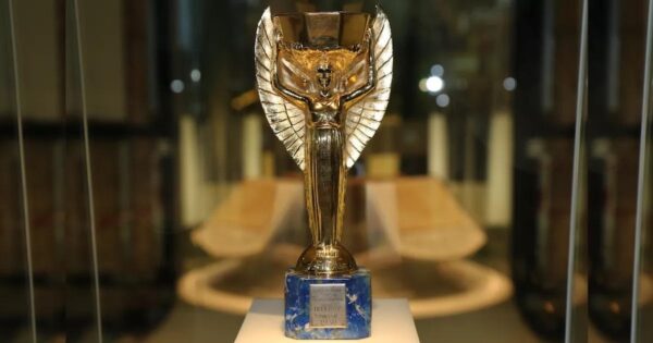 Lịch sử ra đời World Cup: Hành trình từ ý tưởng đến giải đấu toàn cầu 7 Cúp Jules Rimet là biểu tượng huyền thoại của vinh quang và lịch sử World Cup