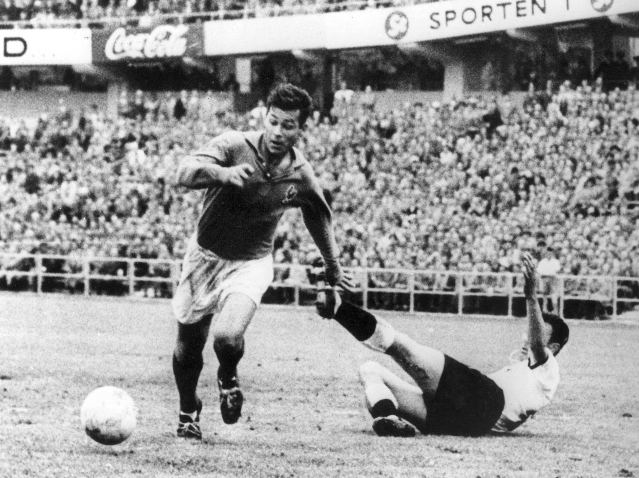 Just Fontaine ghi 13 bàn tại World Cup 1958