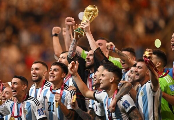Lịch sử ra đời World Cup: Hành trình từ ý tưởng đến giải đấu toàn cầu 8 World Cup lan tỏa văn hóa, kết nối toàn cầu và khơi dậy niềm tự hào dân tộc