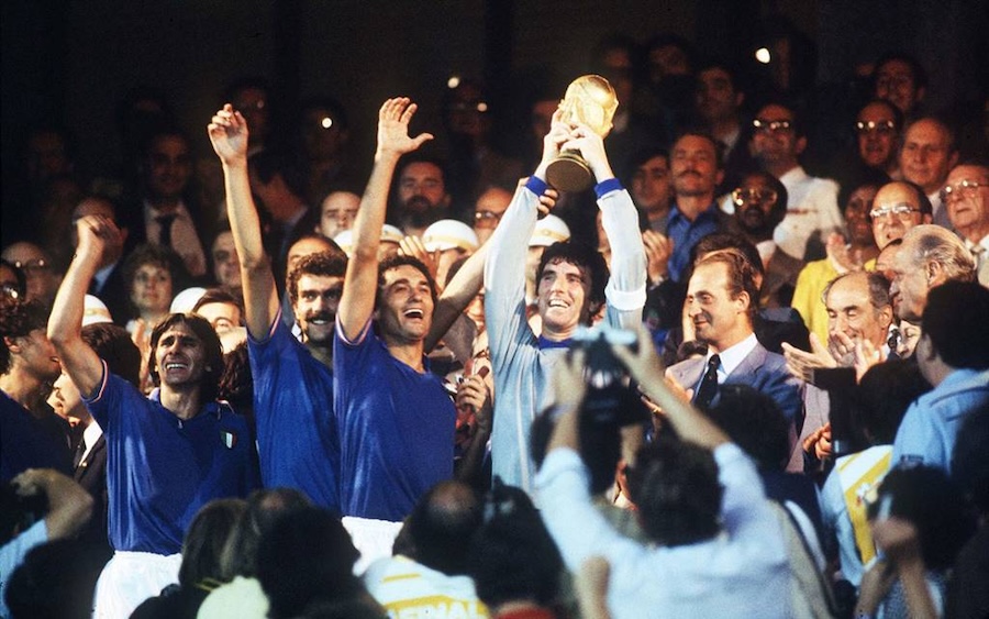 Danh sách các đội vô địch World Cup trong lịch sử bóng đá 4 Chức vô địch tại World Cup 1982 là cột mốc lịch sử đặc biệt với đội tuyển Ý