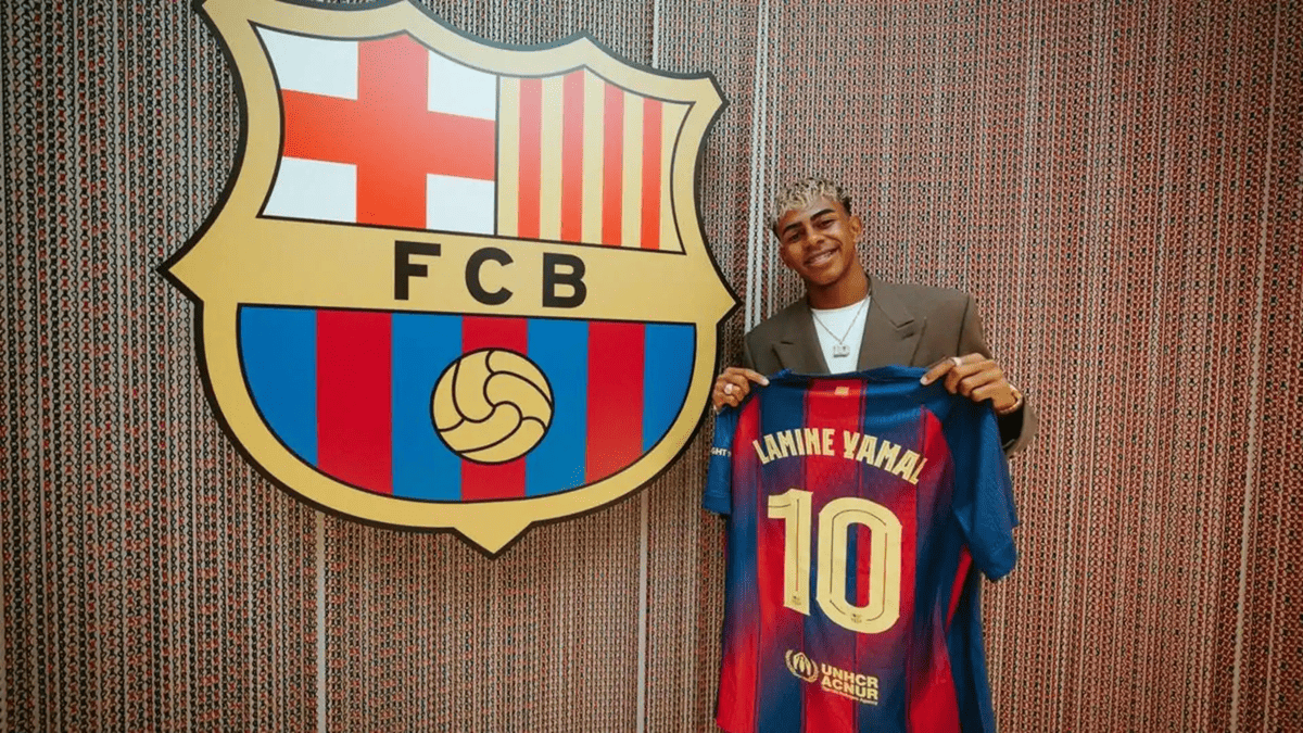 Áo đấu Lamine Yamal cho FC Barcelona