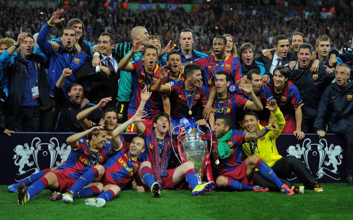 Bất ngờ với đội hình mạnh nhất Cúp C1 qua các kỳ lịch sử 8 Các cầu thủ Barcelona ăn mừng chức vô địch C1 năm 2011