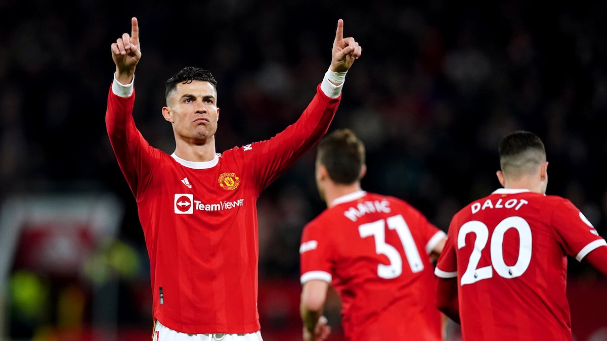 Tổng hợp các giải thưởng mà Cristiano Ronaldo giành được 3 Cristiano Ronaldo cầu thủ duy nhất Vua phá lưới ở Ngoại hạng Anh, La Liga, và Serie A