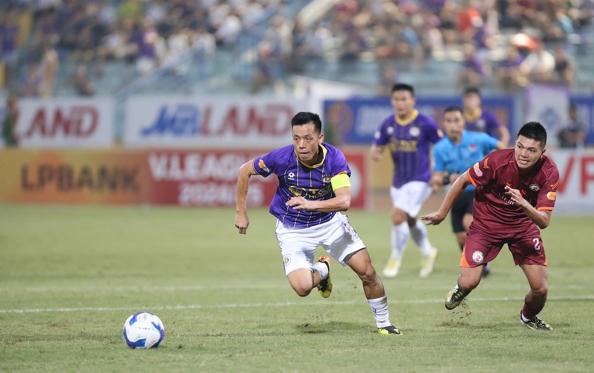 Lịch sử bóng đá Việt Nam: Từ thất bại đến vinh quang 7 V-League ngày càng chuyên nghiệp, tạo nền tảng vững chắc cho bóng đá Việt Nam hướng tới World Cup