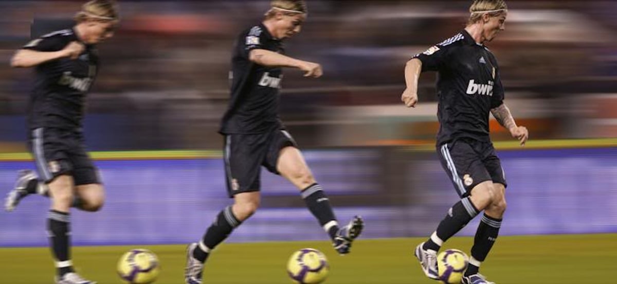 Nghệ thuật đánh gót ngẫu hứng và bí mật của siêu phẩm túc cầu 4 Pha đánh gót kiến tạo tinh tế đòi hỏi sự chính xác và tầm nhìn hoàn hảo của cầu thủ