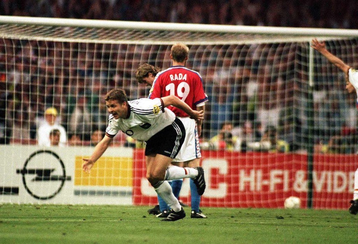 Đội nào vô địch Euro nhiều nhất? Cập nhật kỷ lục mới nhất 5 Oliver Bierhoff ghi Bàn thắng Vàng lịch sử, mang về chức vô địch Euro 1996 cho Đức