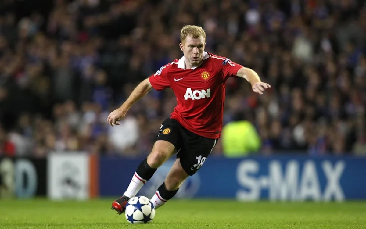 Bạn có biết ai là cầu thủ vĩ đại nhất Manchester United? 8 Tiền vệ trung tâm Paul Scholes với nhãn quan chiến thuật và khả năng chuyền bóng siêu việt