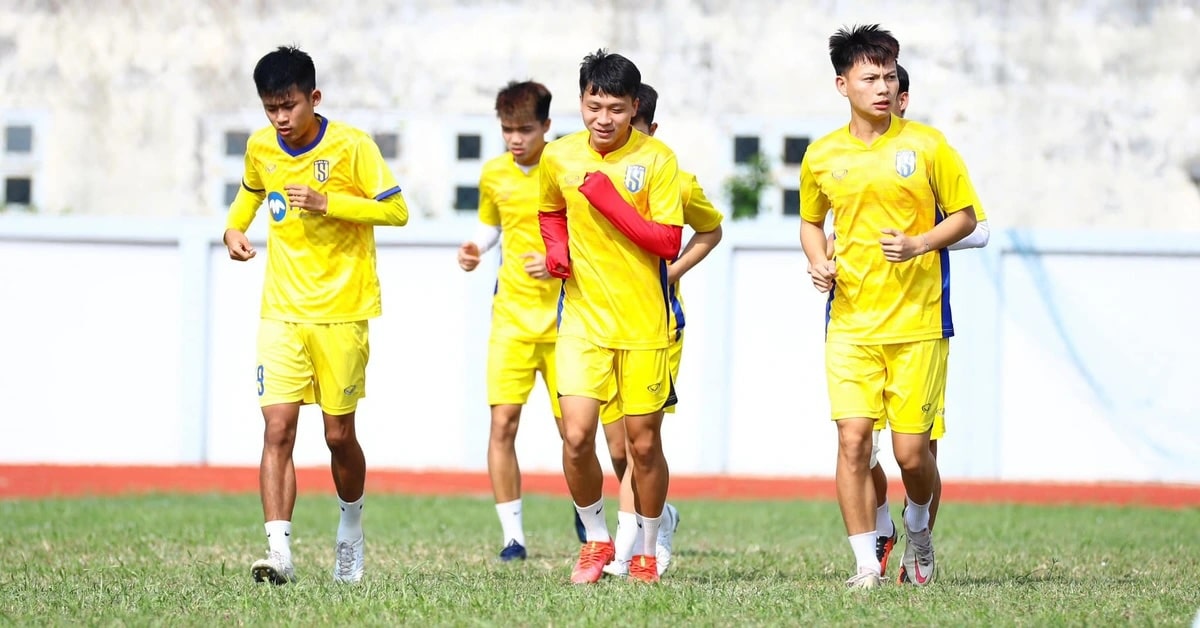 18 tuổi có thể trở thành cầu thủ bóng đá được không? 4 Xây dựng sức bền và tốc độ bứt phá giúp bù đắp kinh nghiệm cho cầu thủ tuổi 18